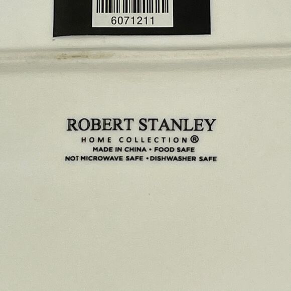 Robert Stanley Christmas Platter Highland Cow Santa Hat Cardinal Red Scarf 14" - Picture 4 of 12